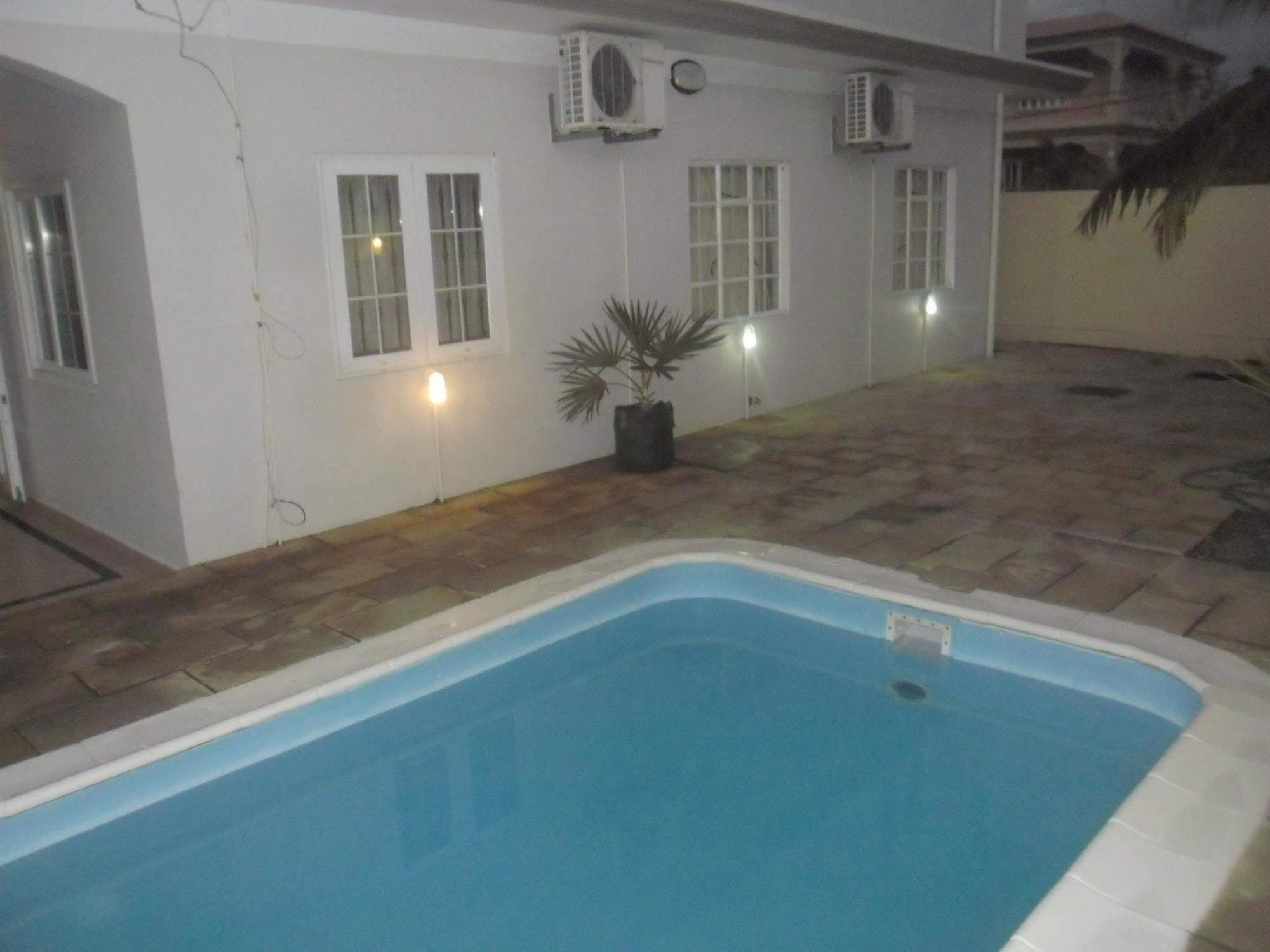 Villa With 6 Bedrooms In Pereybere, With Wonderful Mountain View, Priv Grand Baie Bagian luar foto
