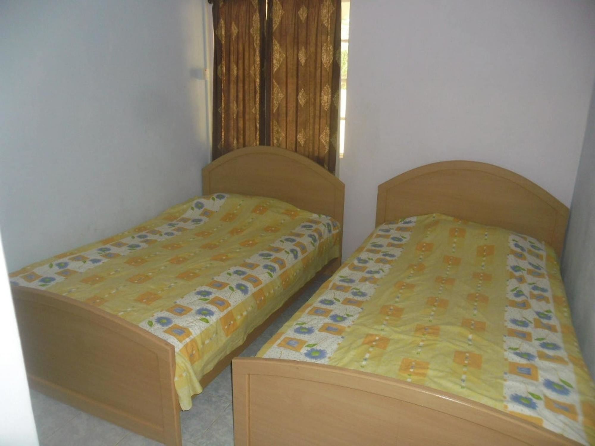 Villa With 6 Bedrooms In Pereybere, With Wonderful Mountain View, Priv Grand Baie Bagian luar foto